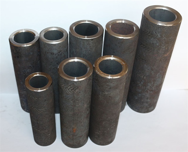 富民28钢筋<font style='color:red'>连接套筒</font>